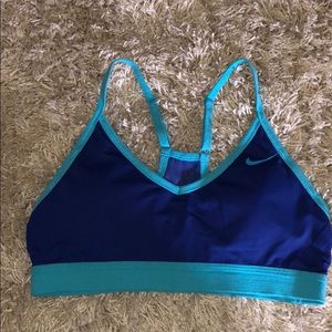 Nike Indy Light Support Sports Bra